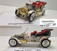 Unbekanntes Modellauto aus Sammlung Maßstab 1:18/1:16  Radio ohne Funktion