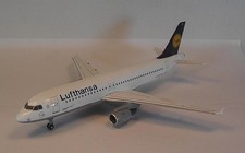 B2 Models 1/200 D-AIQC Airbus A320-200 Zwickau Lufthansa Flugzeug OVP #804