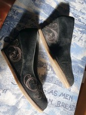  Pumps Damen Schuhe   Gr. 39 Schwarz mit Stickerei, Keilabsatz