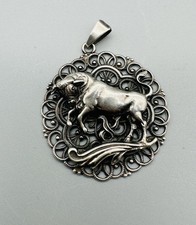 Kunstvoller Sternzeichen Stier