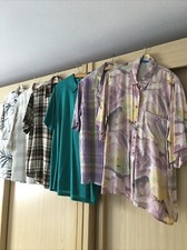 Damen Blusen Gr. 40 Konvolut