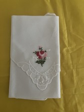 Taschentuch   Rose Stickerei