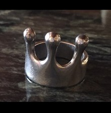 Auffallender Kronen Ring