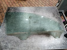 Seitenscheibe Türscheibe vorne rechts VW PASSAT 3B B5 3B5 Fensterscheibe