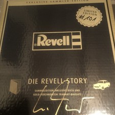 Trabant 1:24 Revell - Gold