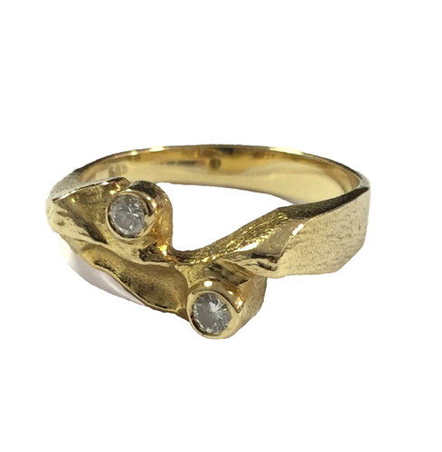 Goldring mit zwei diamanten - goldring,