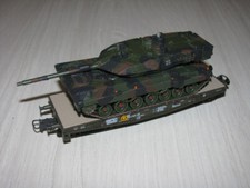 Roco 76391 wie Roco 835 Schwerlastwagen mit Arsenal M LEO 2A7 Flecktarn