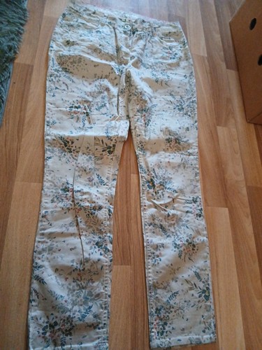 Damenhose mit blumen - mit, muster