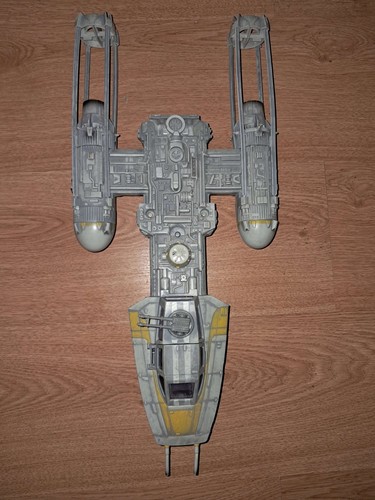 Star wars wing yellow bomber - star,