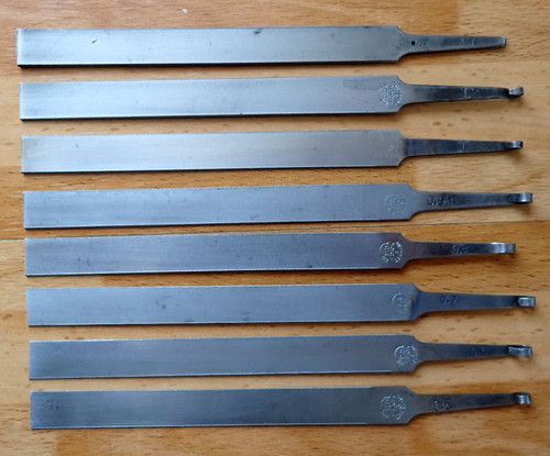 Satz aus flachen - 8,