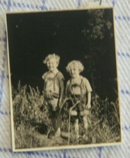 Photo child boy boy short