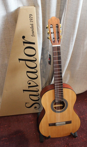 KINDER-Konzert-GITARRE