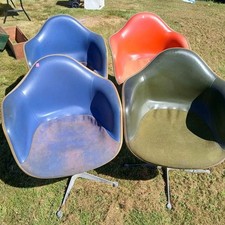4 Vintage Herman miller chairs