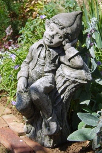 Gartenfigur elfe peaches - gartenfigur,