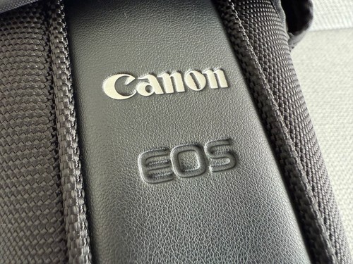 Canon eh25 semi hardcase - semi,