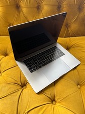 MacBook Pro 2017 | 15"  |