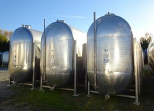 Behälter 15.500 Liter aus V2A, gebraucht, einwandig, oval