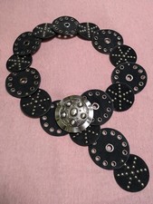 Velour Ledergürtel spanisch/ gotischer Stil schwarz 110 l Ringe ca.6 und 9 cm 