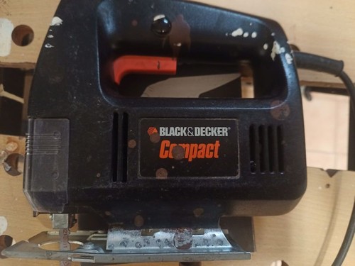 Black decker stichsäge - black&decker, 300