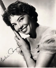 Leslie Caron Autogrammkarte -