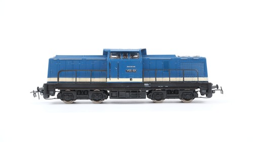 Piko diesellok v100 001 - br,