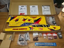 KYOSHO ARF Trainer 40 Modellflugzeug 1600 mm Spannweite - inkl. Motor & Zubehör