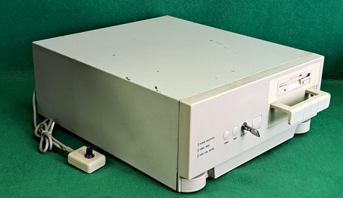 Vintage computer retrocomputer - vintage,
