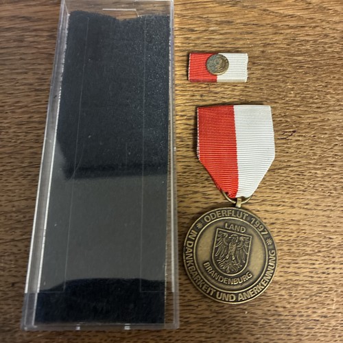 Orden einsatzmedaille der - ,