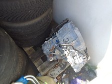 Getriebe Schaltgetriebe NISSAN