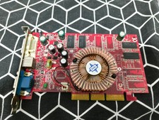MSI GeForce FX 5700 LE DVI VGA