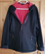 schöner Damenanorack mit