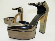 DKNY Allena High Heel Plateau