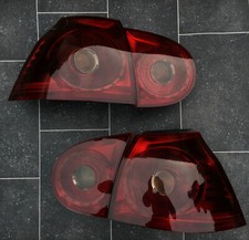 SCHWARZE LASIERUNG, AUFBEREITUNG IHRER VW GOLF 5 GTI V RÜCKLEUCHTEN RÜCKLICHTER