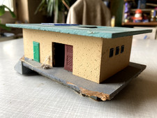 Lagerhalle - Eisenbahn - Spur HO - DDR - Eigenbau - Sperrholz - bespielt