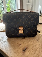 Louis Vuitton Metis Monogram Tasche