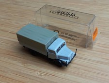 Automodell H0 S4000 mit Plane