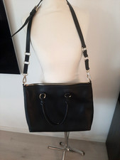 Neue Etienne Aigner Designer