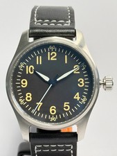 Military-Style Automatikuhr