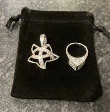 Preloved Pierre Lang