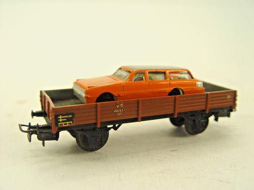 Niederbordwagen mit