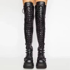 Schwarze Gothic Overknee