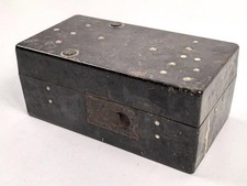 Zubehörkasten für die Einheitslaterne Preßstoff der Wehrmacht. Ungereinigtes Stü