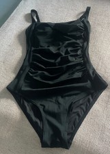 Badeanzug Gr. 38 * NEU * Schwarz einteilig *