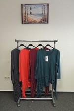 Neu  Shirt Hängerchen Lochi