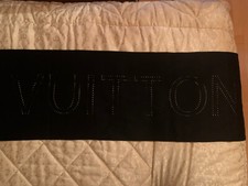 LOUIS VUITTON Escalp LV Perfo punching Scarf Schal Authentic 100% Cashmere 180cm