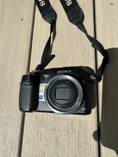 Sony Cyber-shot DSC-V3 7.1MP