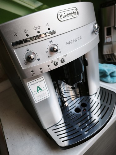 Delonghi magnifica esam 3200 - delonghi,