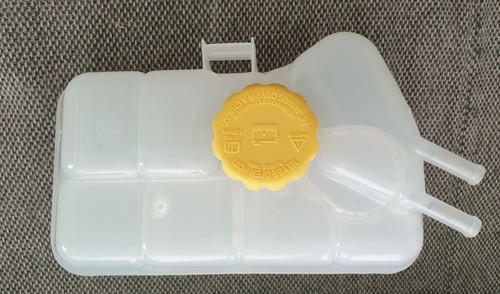 Ausgleichsbehälter