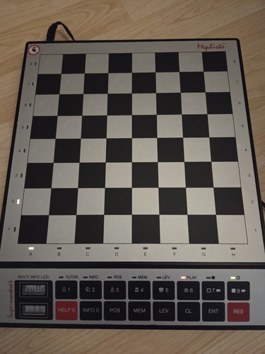 Schachcomputer mephisto - schachcomputer,