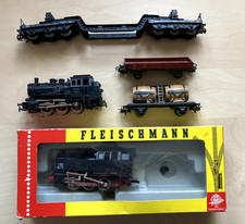 Spur H0, Fa. Märklin, Güterzug mit 3 Wagons, dazu defekte Fleischmann Lok